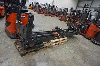 Használt targonca LINDE R 16HD-01 - 10.050mm Hubhöhe ELEKTRO SCHUBMASTSTAPLER (13073195)