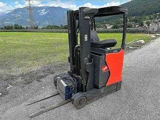 Használt targonca LINDE R12B-01 - 446DZ ELEKTRO SCHUBMASTSTAPLER (13058358) backdrop