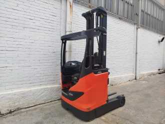 Használt targonca LINDE R12B ELEKTRO SCHUBMASTSTAPLER (12994470) backdrop