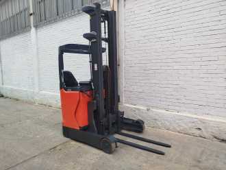 Használt targonca LINDE R12B ELEKTRO SCHUBMASTSTAPLER (12994470)