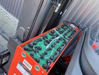 Használt targonca LINDE R12B ELEKTRO SCHUBMASTSTAPLER (13061600)