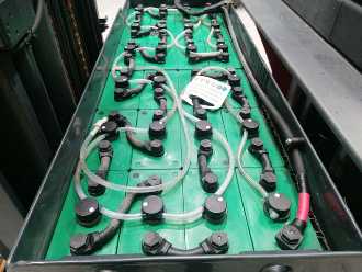 Használt targonca LINDE R14-01 ELEKTRO SCHUBMASTSTAPLER (12824491)