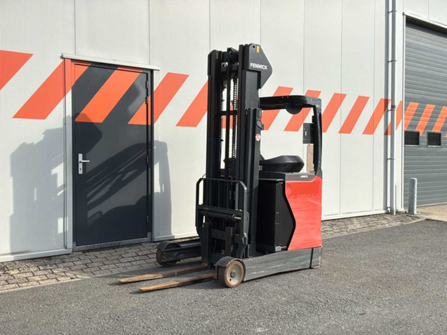 Használt targonca LINDE R14-01 ELEKTRO SCHUBMASTSTAPLER (13074599)