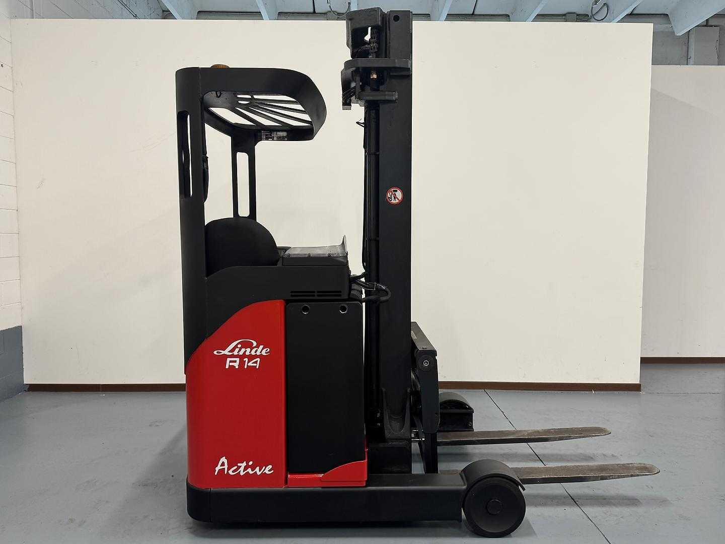 Használt targonca LINDE R14 ELEKTRO SCHUBMASTSTAPLER (12958909)