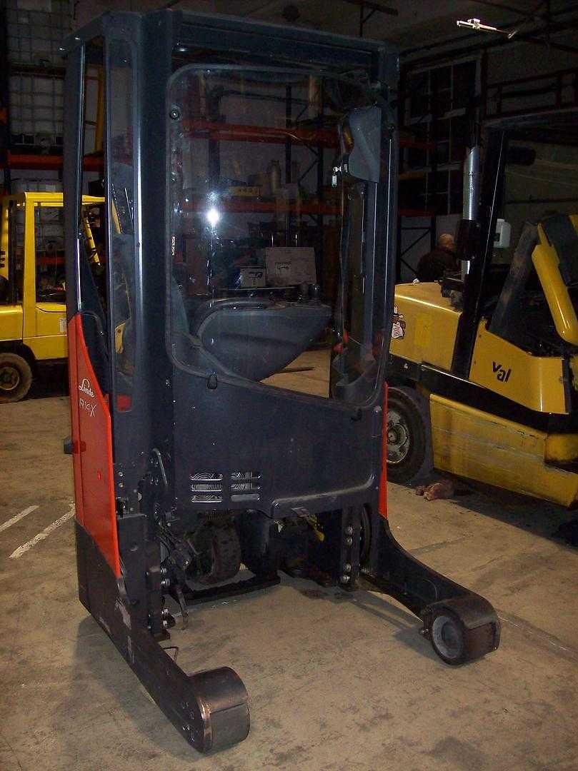 Használt targonca LINDE R14X ELEKTRO SCHUBMASTSTAPLER (11904336)