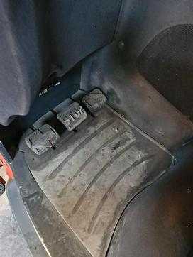 Használt targonca LINDE R16HD-01 ELEKTRO HOCHHUBWAGENFAHRERSITZ (13001596)