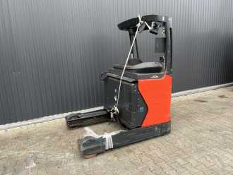 Használt targonca LINDE R16HD-01 ELEKTRO SCHUBMASTSTAPLER (13068809) backdrop