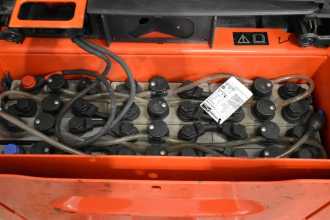 Használt targonca LINDE T 18 1152 ELEKTRO NIEDERHUBWAGENDEICHSEL (13060616)