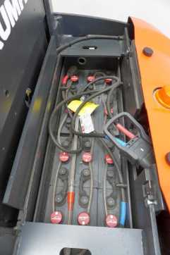 Használt targonca LINDE V 10-02 5212-02 ELEKTRO HOCHHUBKOMMISSIONIERER (12974974)