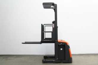 Használt targonca LINDE V 10 5212 ELEKTRO HOCHHUBKOMMISSIONIERER (13037955)