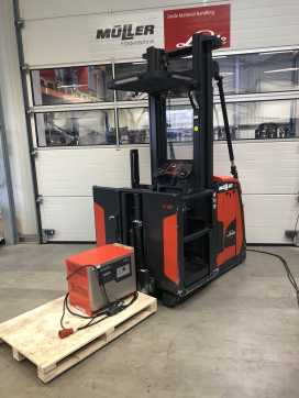 Használt targonca LINDE V10 ELEKTRO HOCHHUBKOMMISSIONIERER (12993211) backdrop