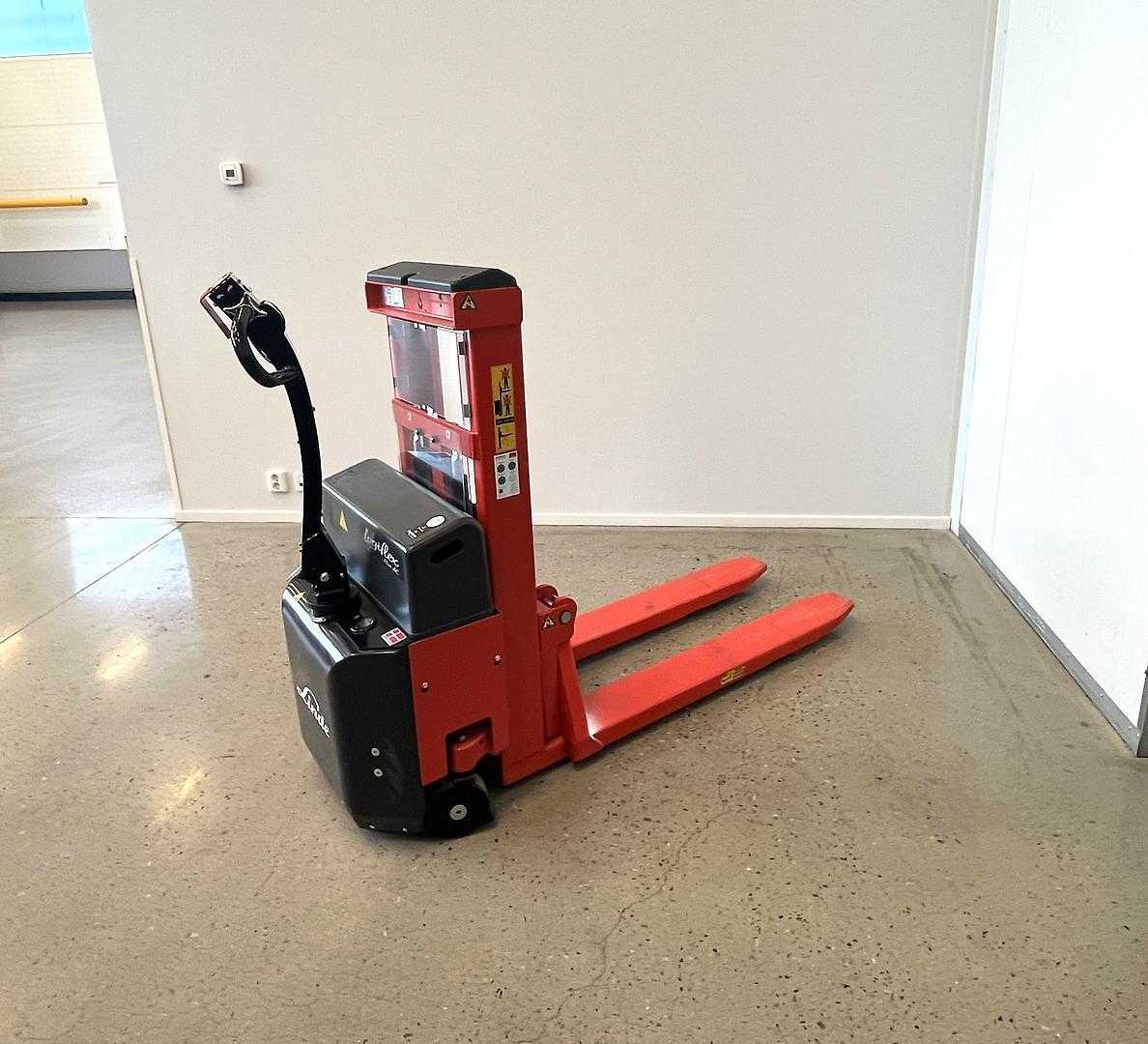 Használt targonca LOGITRANS SELFM 1003 ELEKTRO HOCHHUBWAGENMANUELLELEKTRISCH (13033729)