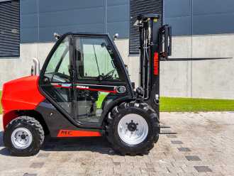 Használt targonca MANITOU MC 30-4 DIESEL GELAENDESTAPLER (12962726)