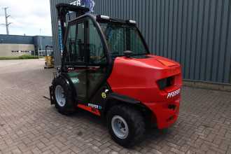 Használt targonca MANITOU MC30-4 DIESEL GELAENDESTAPLER (12989388)