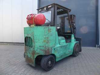 Használt targonca MITSUBISHI FGC70K Kompaktstapler GAS VIERRADFRONTSTAPLER (12967219)