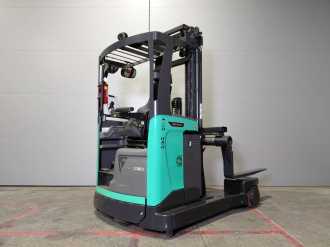 Használt targonca MITSUBISHI RBM25 N3 ELEKTRO SCHUBMASTSTAPLER (13075892)
