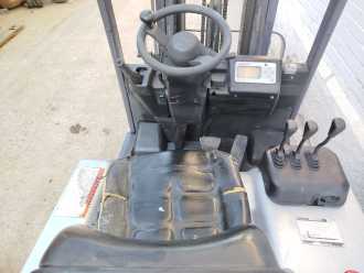 Használt targonca NISSAN 1N1L18Q ELEKTRO DREIRADFRONTSTAPLER (13075153)