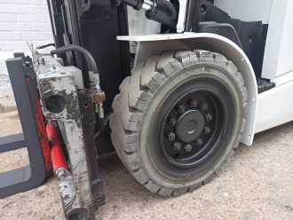 Használt targonca NISSAN HX40 ELEKTRO VIERRADFRONTSTAPLER (13040210)
