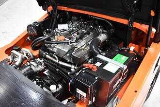Használt targonca NOBLELIFT CPCD50 5500 DIESEL VIERRADFRONTSTAPLER (13072870)