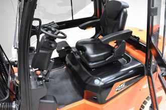 Használt targonca NOBLELIFT CPD 25 A /K801370/ ELEKTRO VIERRADFRONTSTAPLER (13069660)