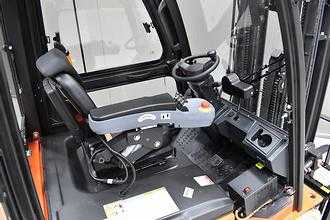 Használt targonca NOBLELIFT FE4P20Q 4800 ELEKTRO VIERRADFRONTSTAPLER (13072880)