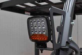 Használt targonca NOBLELIFT FE4P38P 5500 ELEKTRO VIERRADFRONTSTAPLER (13072891)