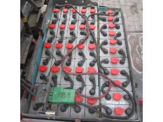 Használt targonca NYK Nichiyu FPC25PN ELEKTRO VIERRADFRONTSTAPLER (13065061)