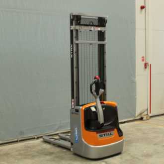Használt targonca STILL EXV12LI-ION ELEKTRO HOCHHUBWAGENFAHRERSTAND (13049914)