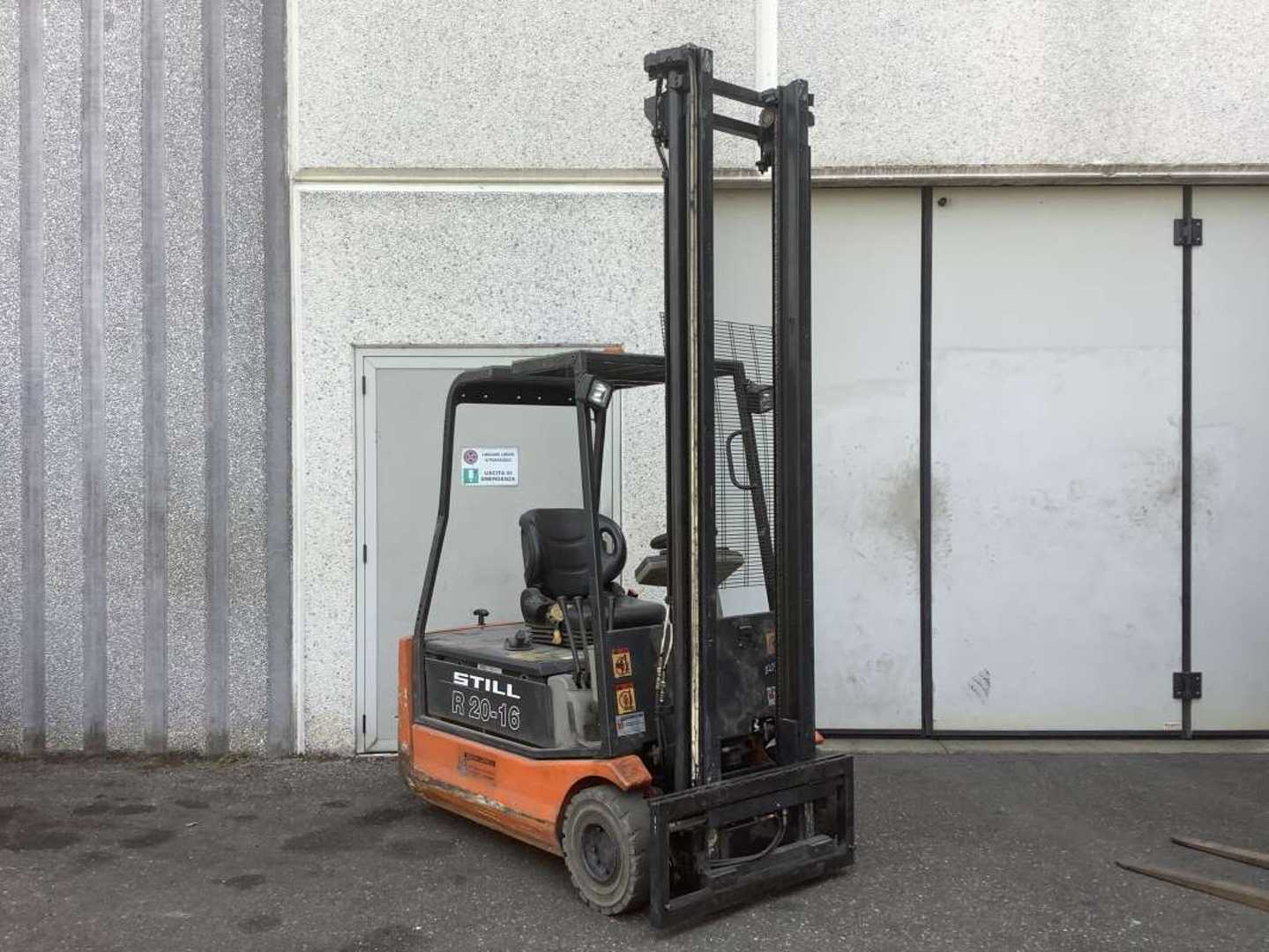 Használt targonca STILL R 20-16 ELEKTRO DREIRADFRONTSTAPLER (13064106)