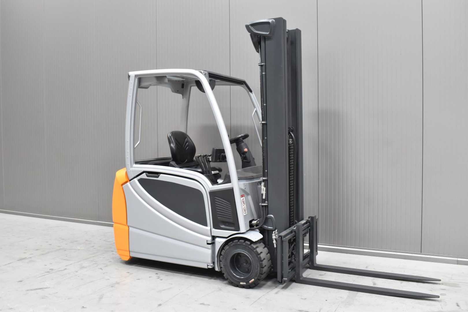 Használt targonca STILL RX 20-20 L /57884/ ELEKTRO DREIRADFRONTSTAPLER (13060151)
