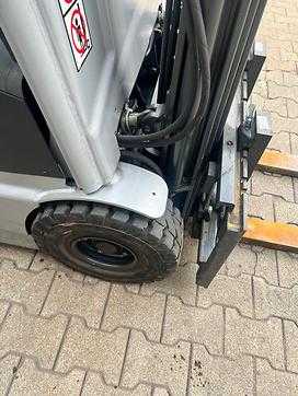 Használt targonca STILL RX50-13 ELEKTRO DREIRADFRONTSTAPLER (13070410)