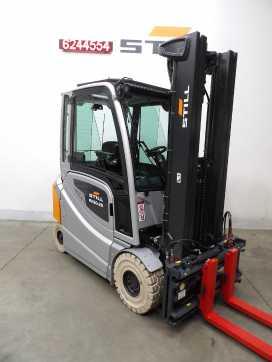 Használt targonca STILL RX60-25_BATT.NEU ELEKTRO VIERRADFRONTSTAPLER (13038707)