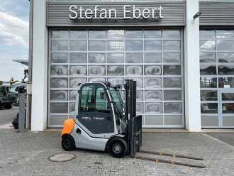 Használt targonca STILL RX70-22 / Duplex: 3.4m / nur 1.556h! / SS DIESEL VIERRADFRONTSTAPLER (13063845) backdrop