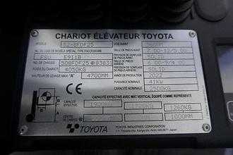 Használt targonca TOYOTA 52-8FDF25 - Neuware DIESEL VIERRADFRONTSTAPLER (12815343)