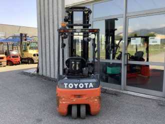 Használt targonca TOYOTA 8FBE15T ELEKTRO DREIRADFRONTSTAPLER (12800944)