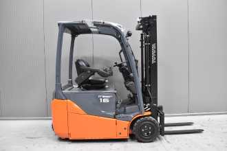 Használt targonca TOYOTA 8FBE16T /58264/ ELEKTRO DREIRADFRONTSTAPLER (13065586)