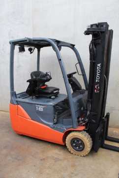 Használt targonca TOYOTA 8FBE16T ELEKTRO DREIRADFRONTSTAPLER (13065194) backdrop