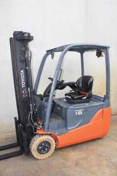 Használt targonca TOYOTA 8FBE16T ELEKTRO DREIRADFRONTSTAPLER (13065194)