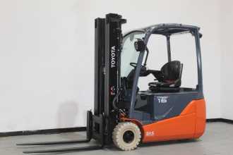 Használt targonca TOYOTA 8FBE16T *sofort verfügbar* ELEKTRO DREIRADFRONTSTAPLER (13069441) backdrop