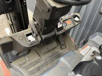 Használt targonca TOYOTA 8FBE20T ELEKTRO DREIRADFRONTSTAPLER (13065987)
