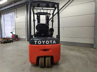 Használt targonca TOYOTA 8FBE20T ELEKTRO VIERRADFRONTSTAPLER (12821712)