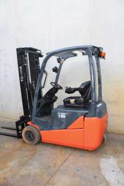 Használt targonca TOYOTA 8FBEK16T ELEKTRO DREIRADFRONTSTAPLER (13065190)