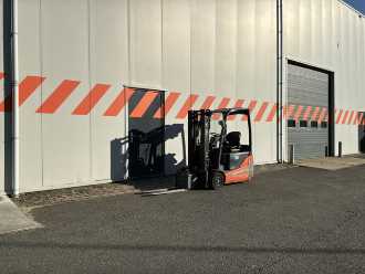 Használt targonca TOYOTA 8FBEK16T ELEKTRO DREIRADFRONTSTAPLER (13073801)