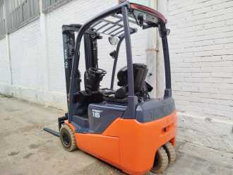 Használt targonca TOYOTA 8FBEK16T ELEKTRO DREIRADFRONTSTAPLER (13075201)