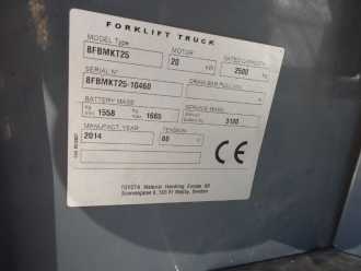 Használt targonca TOYOTA 8FBEKT25 ELEKTRO VIERRADFRONTSTAPLER (12679409)