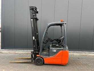 Használt targonca TOYOTA 8FBET15 ELEKTRO VIERRADFRONTSTAPLER (12940930) backdrop