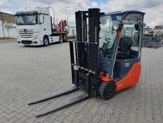 Használt targonca TOYOTA 8FBET15 / Triplex: 4.30m / nur 393h! / SS ELEKTRO VIERRADFRONTSTAPLER (13024783)