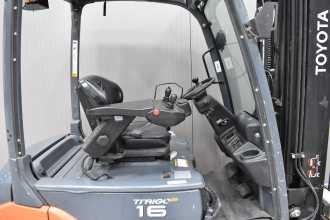 Használt targonca TOYOTA 8FBM16T /59091/ ELEKTRO VIERRADFRONTSTAPLER (13072856)