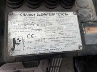 Használt targonca TOYOTA 8FDJF35 DIESEL VIERRADFRONTSTAPLER (13066292)