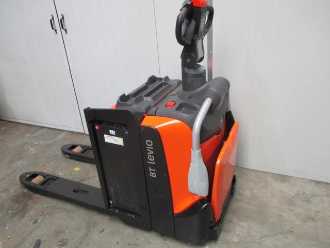 Használt targonca TOYOTA LPE200 ELEKTRO NIEDERHUBWAGENFAHRERSTAND (13071615)